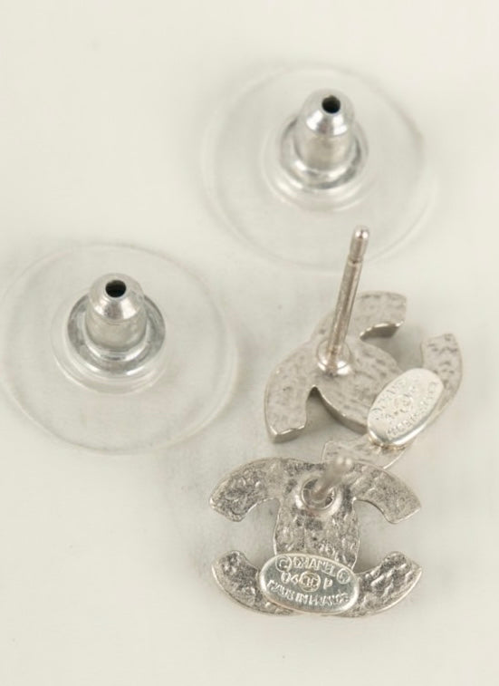 Chanel vintage earrings 黑色迷你logo 耳環 - STAY PURE